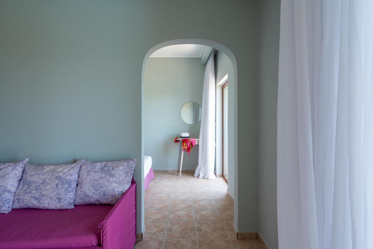 Serenity Hideaway Палиохора Екстериор снимка