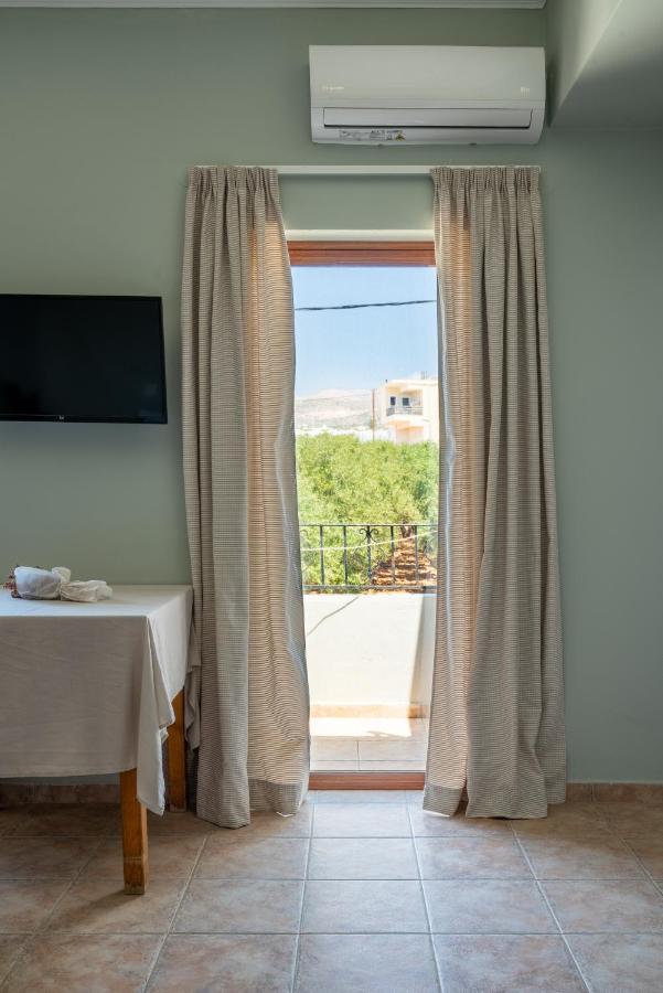 Serenity Hideaway Палиохора Екстериор снимка